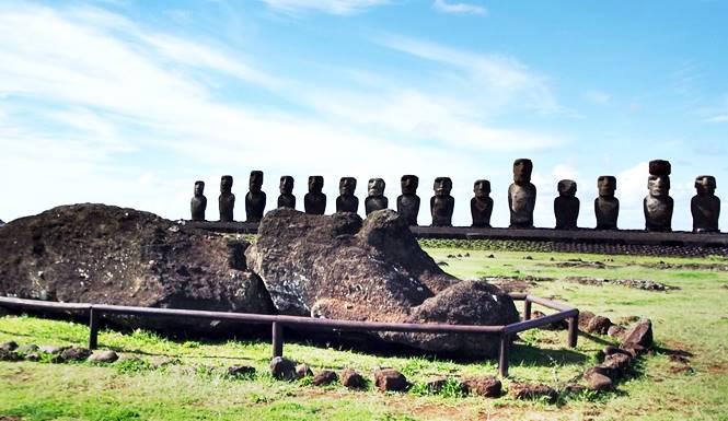 Patung Emote Batu di Pulau Paskah Ternyata Punya Badan